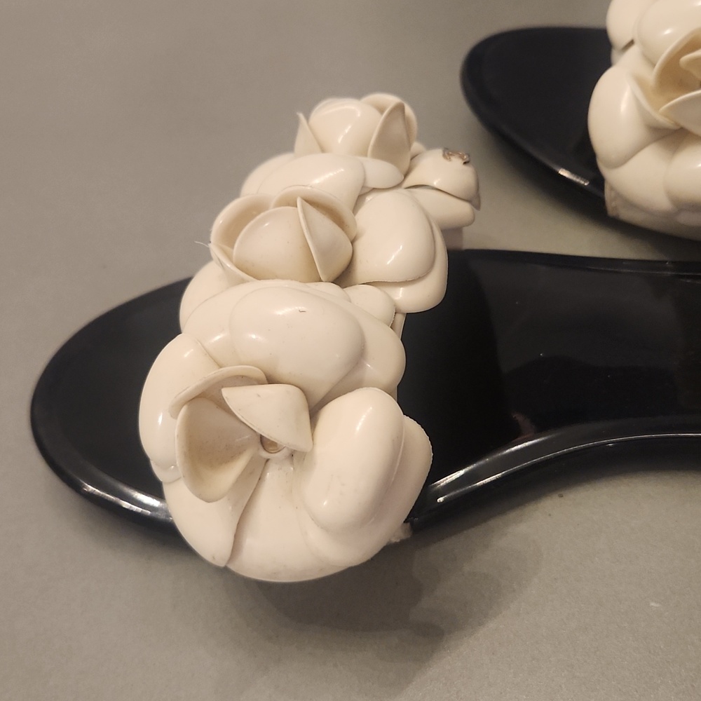 Chanel rubber slides with flower 37 - Picture 16 of 17